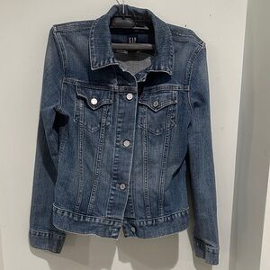 GAP Women's Classic Indigo Jean Jacket